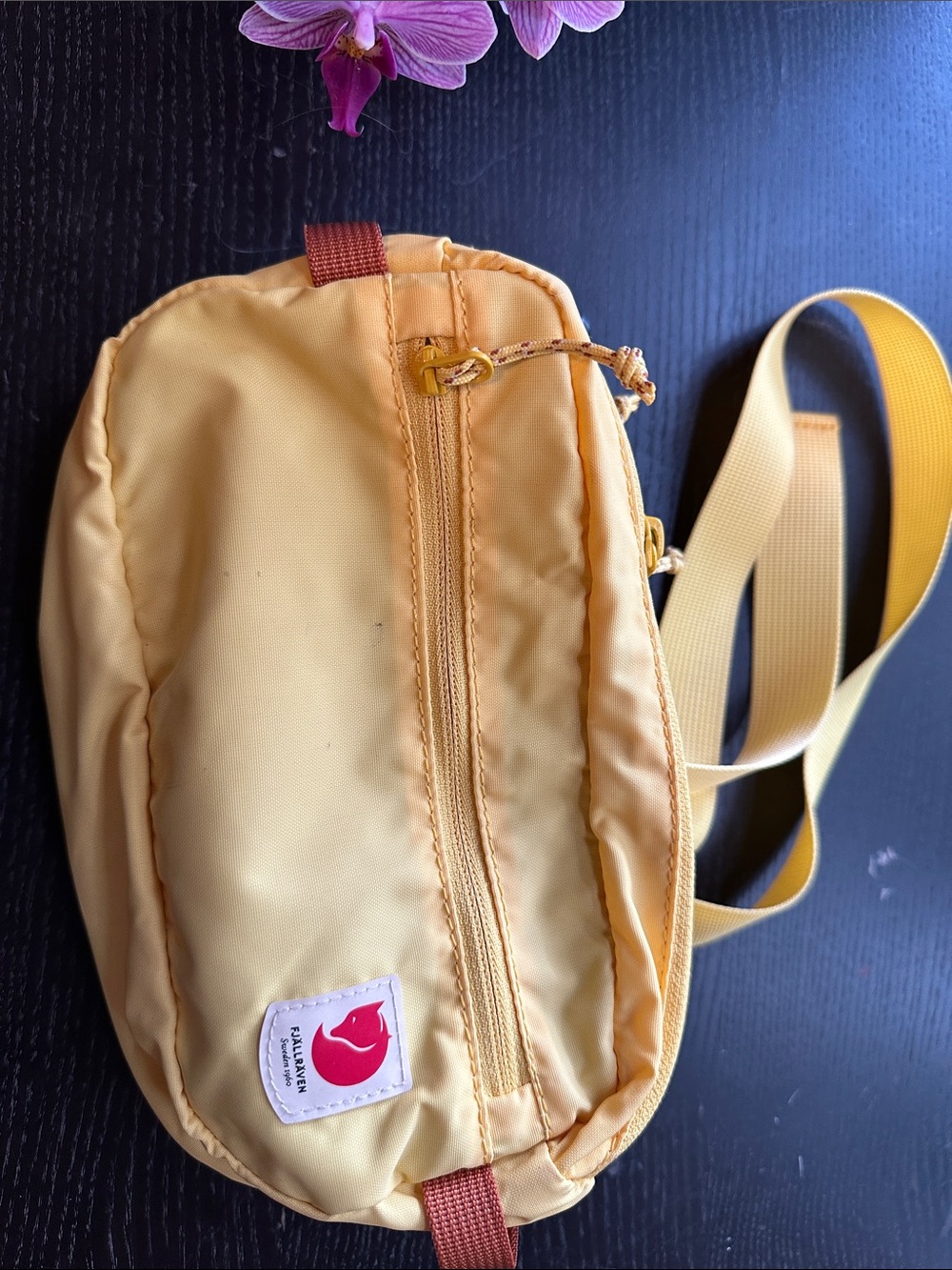 Fjallraven Yellow Crossbody Sling Bag - Casual Everyday Shoulder Bag